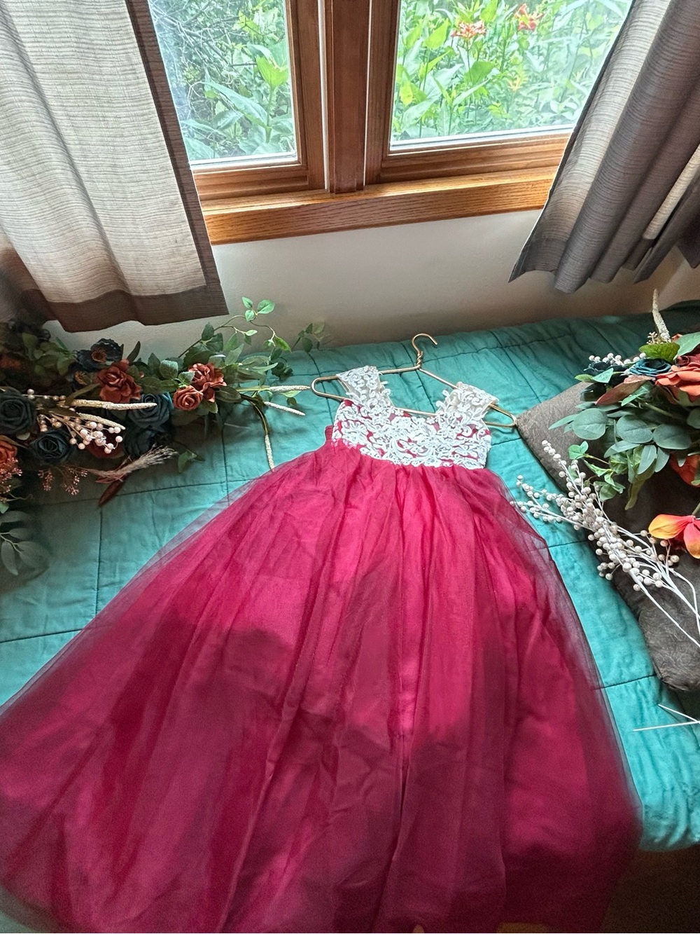 Girls' Burgundy Tulle Formal Dress with Lace Bodice